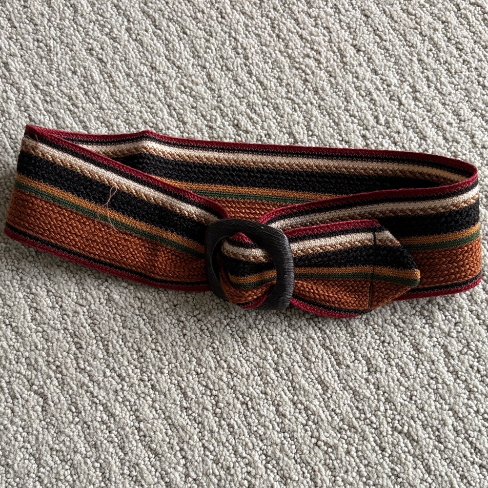 Multicolor Striped Knit Belt with Knot